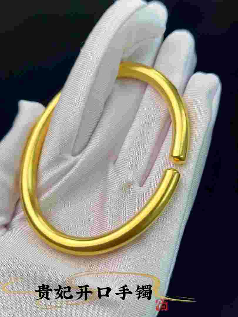 今年流行金手镯图片2019年的今年最流行的金手镯款式