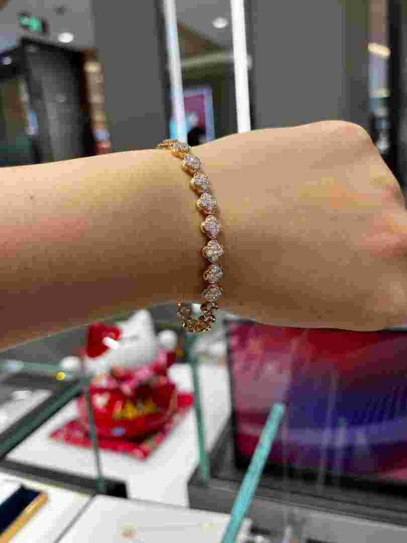 男装钻石手链图片大全大图,男装钻石手链图片大全-第2张图片-翡翠网 男装钻石手链图片大全大图,男装钻石手链图片大全-第2张图片-翡翠网