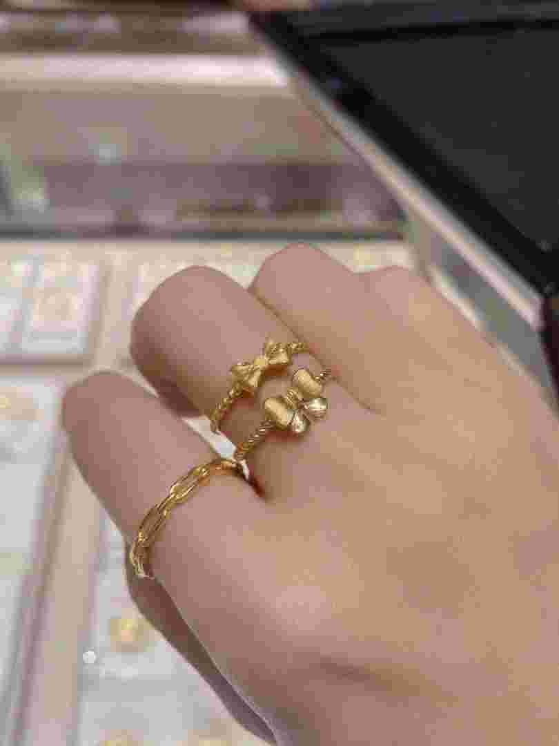 2022新款黄金戒指图2020最新款戒指黄金-第2张图片-翡翠网 2022新款黄金戒指图2020最新款戒指黄金-第2张图片-翡翠网