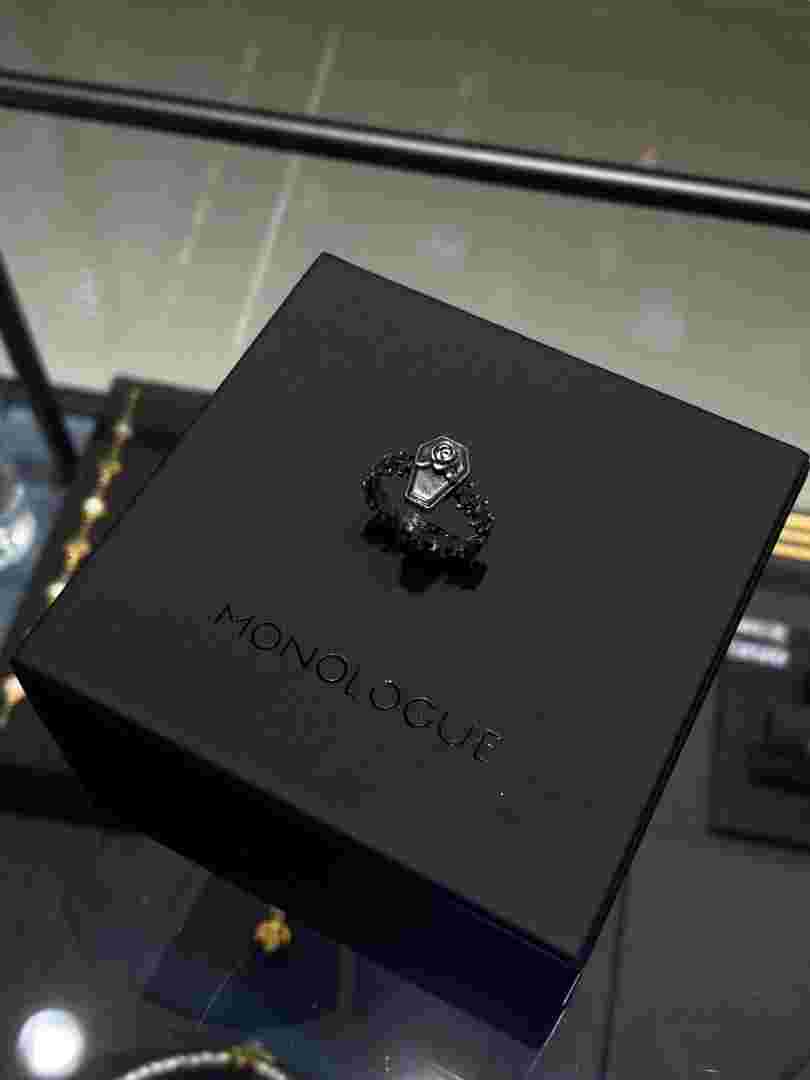 铂金戒指图片大全大图铂金戒指图片