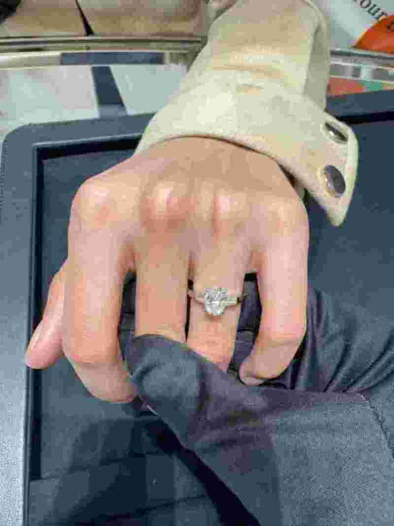 1克拉钻戒多少人民币 婚戒1克拉钻戒大约多少人民币