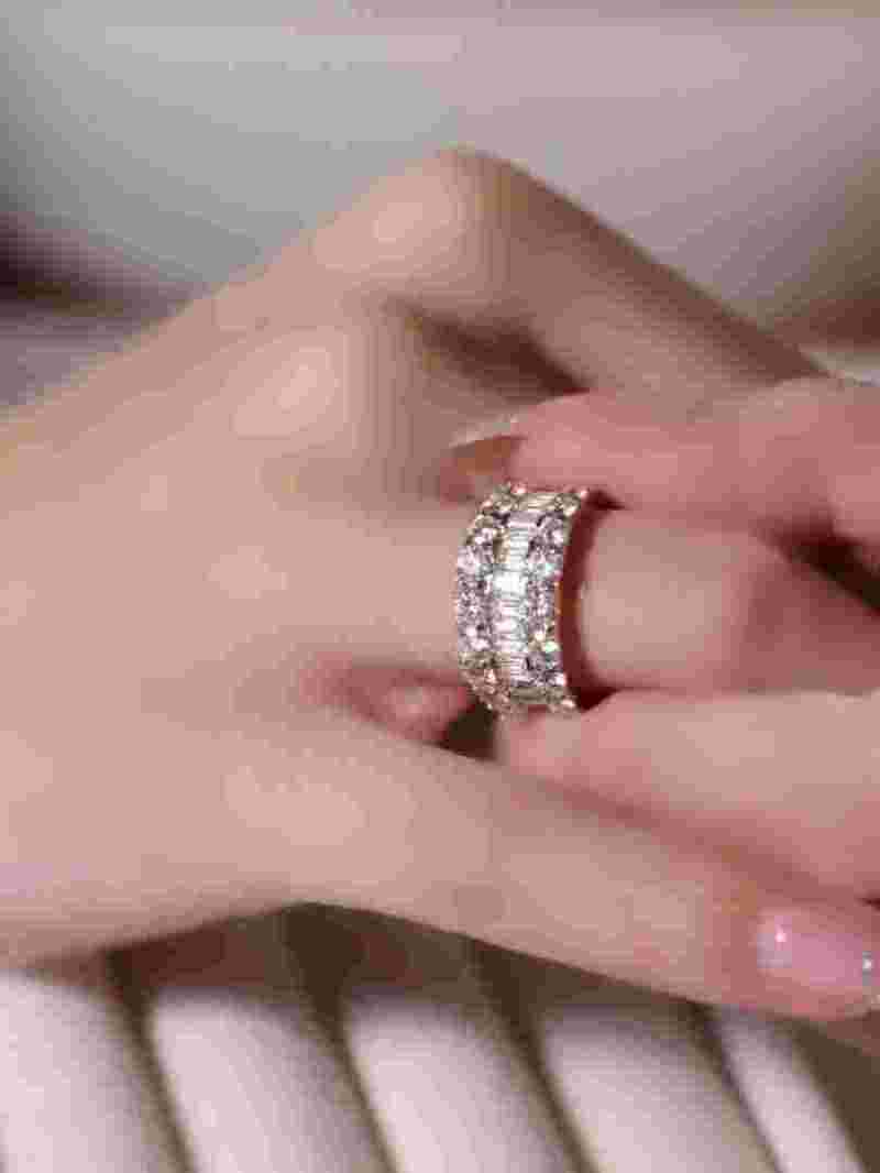 钻戒为啥好多人不戴钻戒没用为什么都买