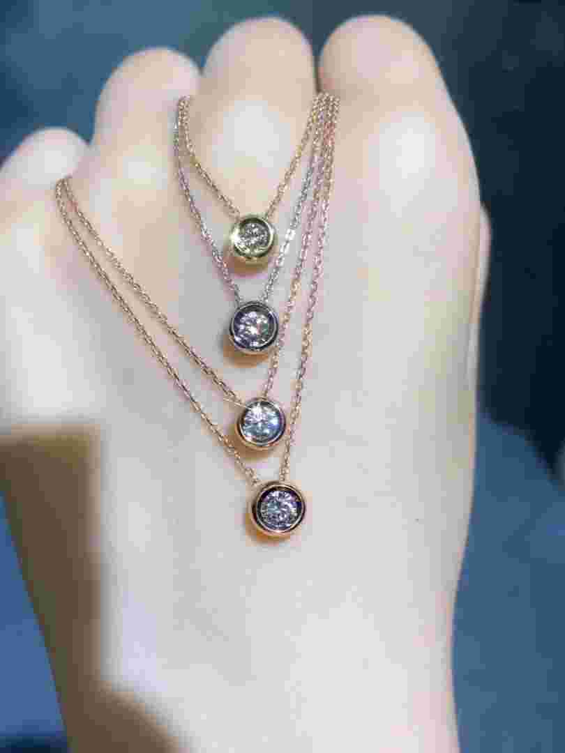 钻石项链吊坠图片女款图片,钻石项链图片款式