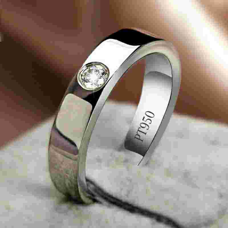 白金戒指里面刻的什么,一般真的白金戒指里面会刻字吗?