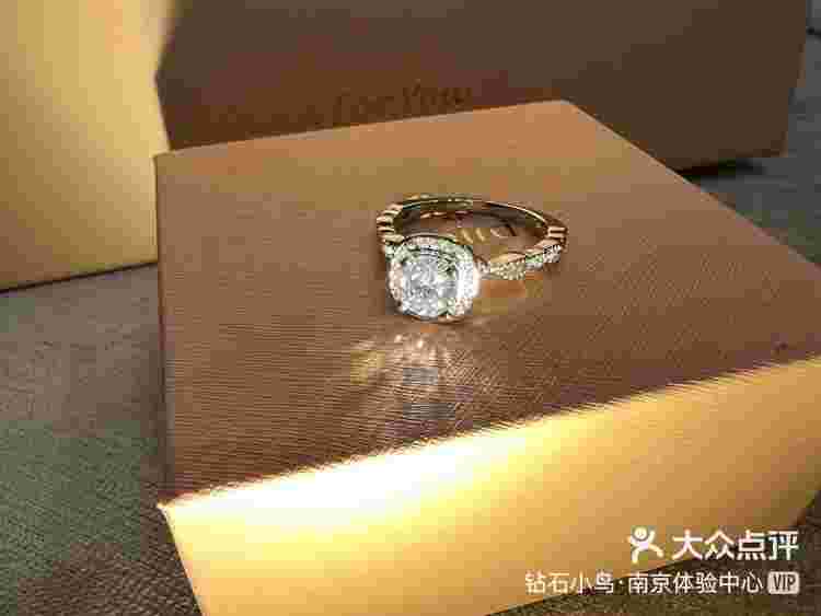 钻石小鸟体验中心地址南京钻石小鸟门店地址