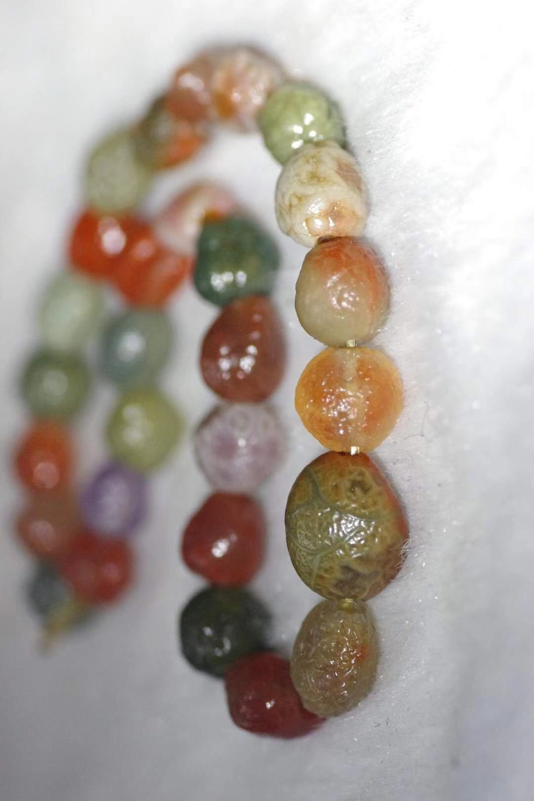 玛瑙是什么生物玛瑙吗-第2张图片-翡翠网 玛瑙是什么生物玛瑙吗-第2张图片-翡翠网