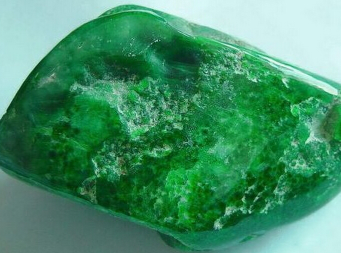 翡翠原石入门级知识大全翡翠原石入门级知识大全动画里的锤锤和蛋蛋鸡仔 萌妹-第1张图片-翡翠网 翡翠原石入门级知识大全翡翠原石入门级知识大全动画里的锤锤和蛋蛋鸡仔 萌妹-第1张图片-翡翠网