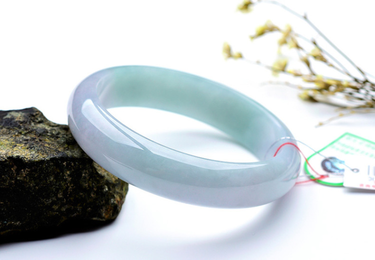 翡翠a手镯翡翠手镯a十b怎么签定-第2张图片-翡翠网 翡翠a手镯翡翠手镯a十b怎么签定-第2张图片-翡翠网