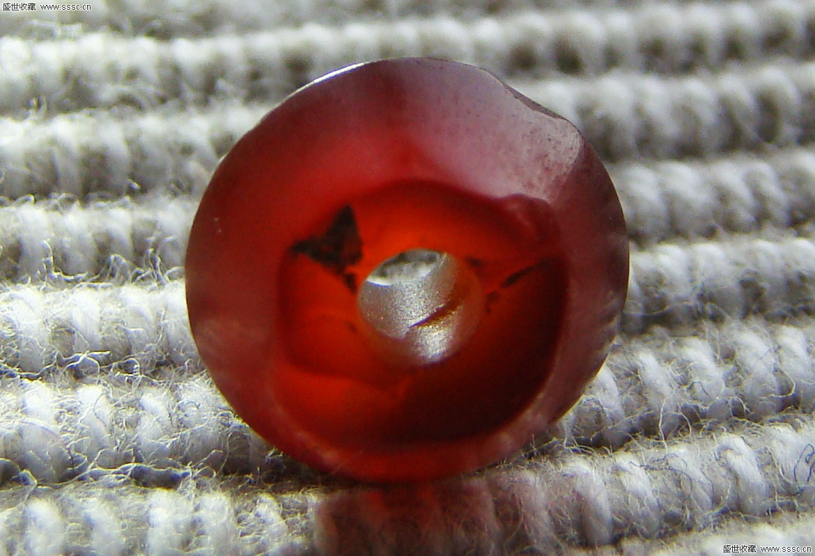 玛瑙的鉴别鉴别玛瑙真假-第1张图片-翡翠网 玛瑙的鉴别鉴别玛瑙真假-第1张图片-翡翠网