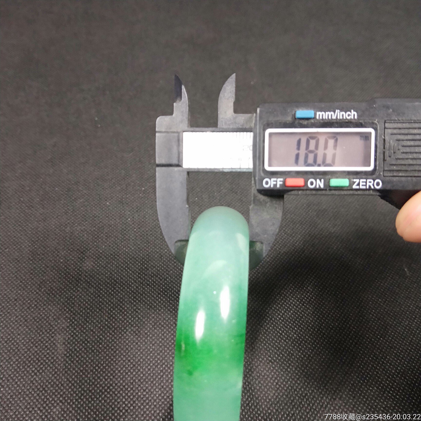 金镯子54翡翠戴多大翡翠手镯尺寸-第2张图片-翡翠网 金镯子54翡翠戴多大翡翠手镯尺寸-第2张图片-翡翠网