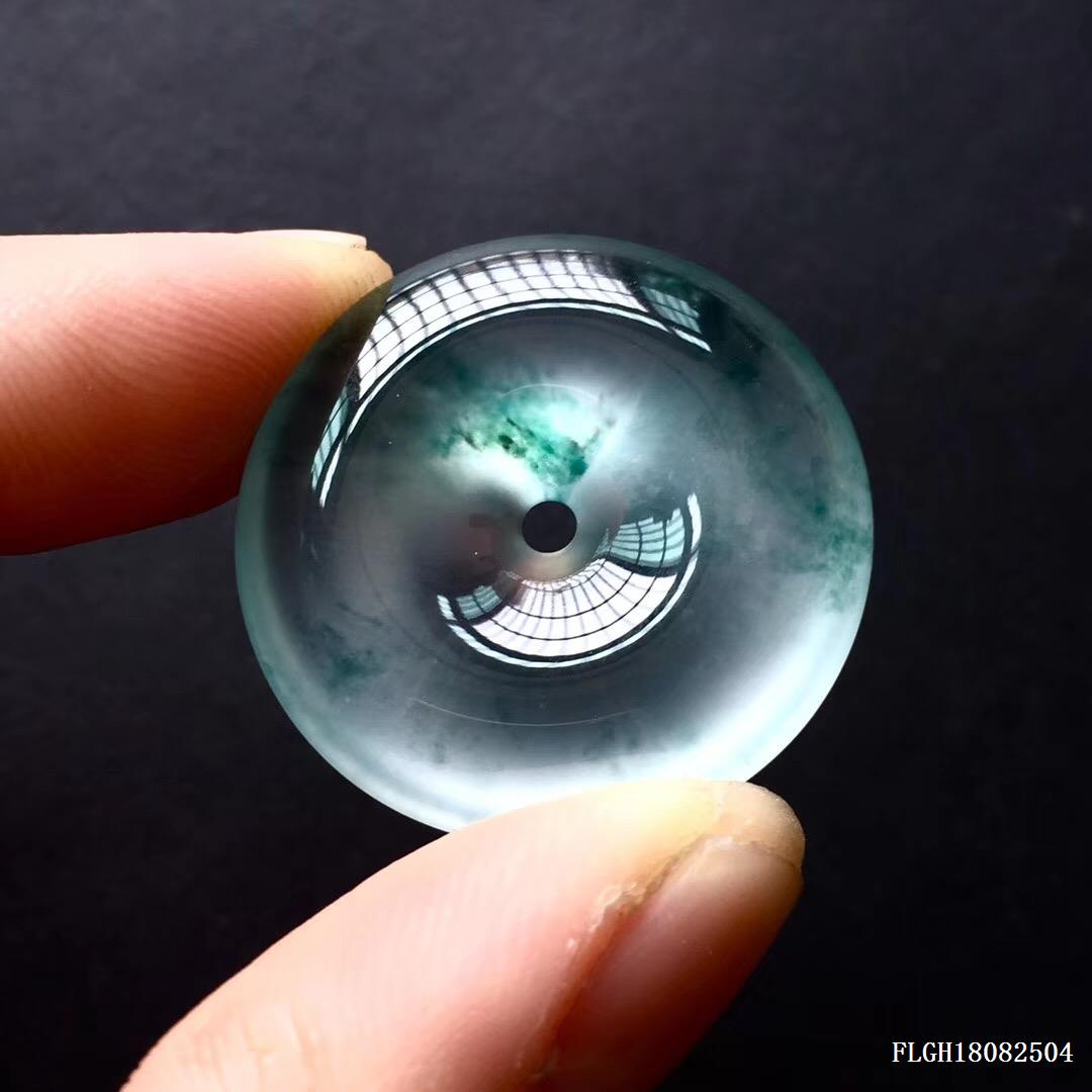 高冰玻璃种翡翠价格,玻璃种翡翠-第1张图片-翡翠网 高冰玻璃种翡翠价格,玻璃种翡翠-第1张图片-翡翠网