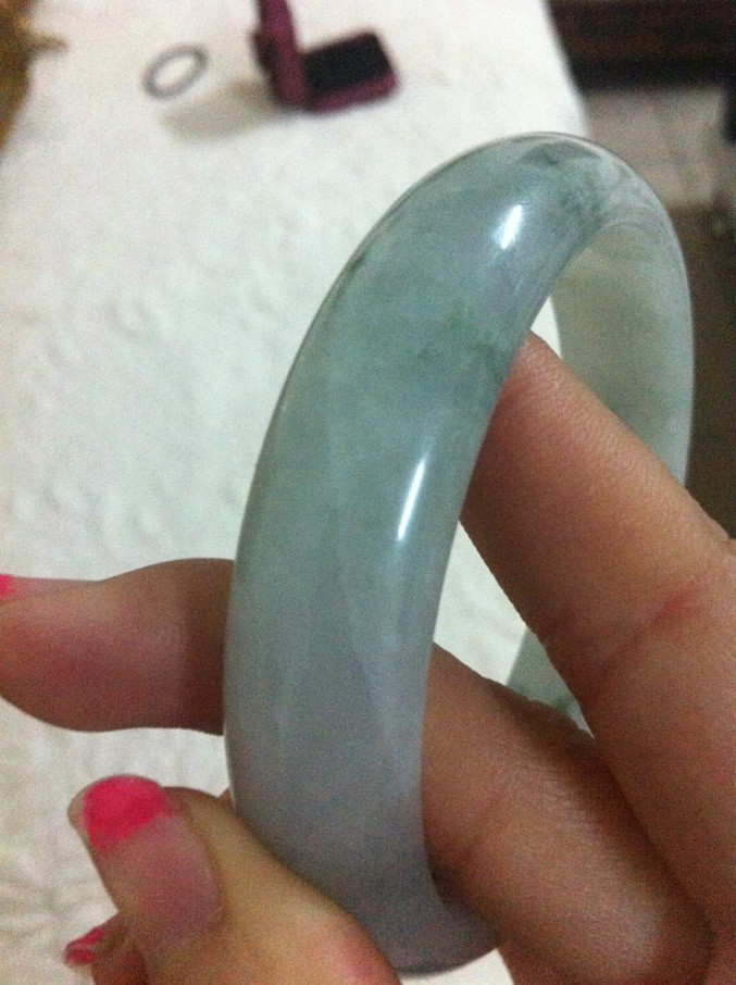 翡翠b货,裂纹翡翠手镯-第2张图片-翡翠网 翡翠b货,裂纹翡翠手镯-第2张图片-翡翠网