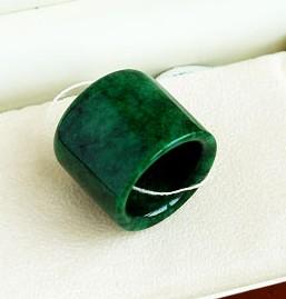 老坑冰种翡翠铁龙生翡翠价格图片-第1张图片-翡翠网 老坑冰种翡翠铁龙生翡翠价格图片-第1张图片-翡翠网