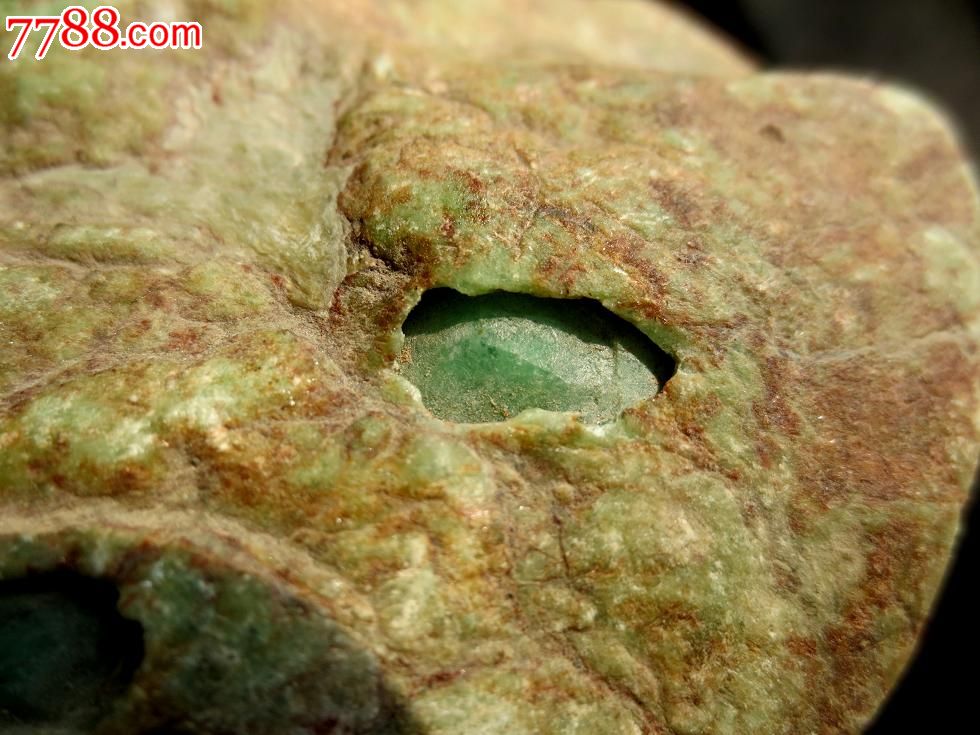 缅甸天然翡翠原石知识,缅甸天然玉石原石-第2张图片-翡翠网 缅甸天然翡翠原石知识,缅甸天然玉石原石-第2张图片-翡翠网