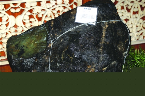 自己怎么加工翡翠原石苏州翡翠原石在哪里加工-第2张图片-翡翠网