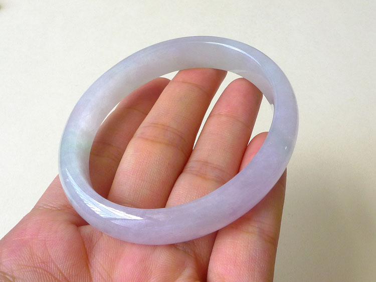 云南翡翠手镯云南翡翠手镯价格-第2张图片-翡翠网 云南翡翠手镯云南翡翠手镯价格-第2张图片-翡翠网