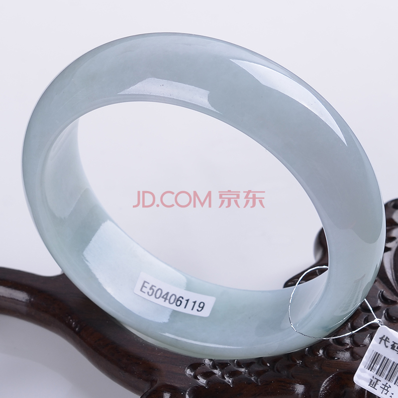 翡翠手镯 缅甸抛光翡翠手镯有裂纹怎么办-第1张图片-翡翠网 翡翠手镯 缅甸抛光翡翠手镯有裂纹怎么办-第1张图片-翡翠网