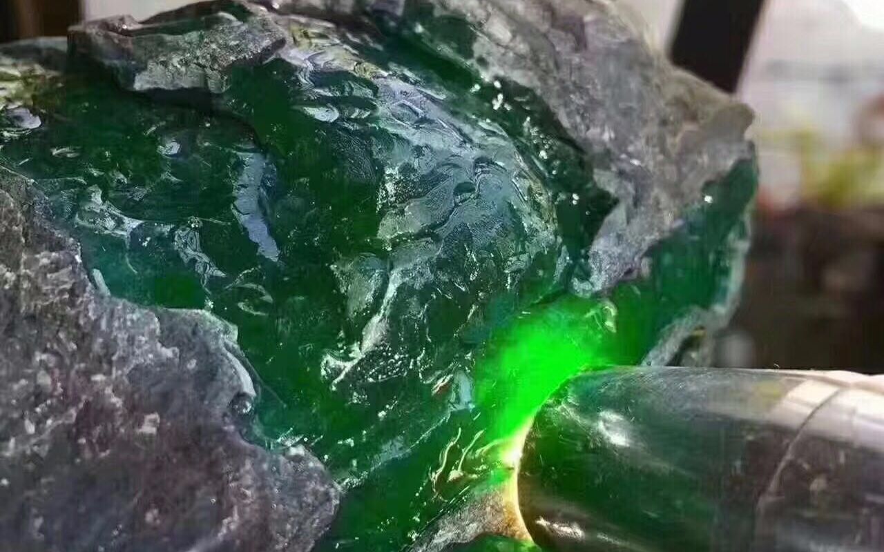 哪里可以买到翡翠原石,浙江玉石批发市场-第2张图片-翡翠网 哪里可以买到翡翠原石,浙江玉石批发市场-第2张图片-翡翠网