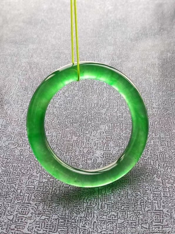 翡翠手镯图亿元翡翠手镯图片-第2张图片-翡翠网 翡翠手镯图亿元翡翠手镯图片-第2张图片-翡翠网