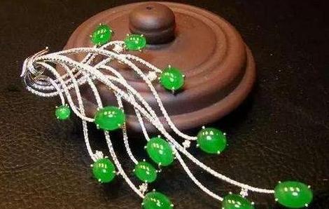 翡翠色的知识,翡翠是玉吗玉是翡翠吗-第2张图片-翡翠网 翡翠色的知识,翡翠是玉吗玉是翡翠吗-第2张图片-翡翠网