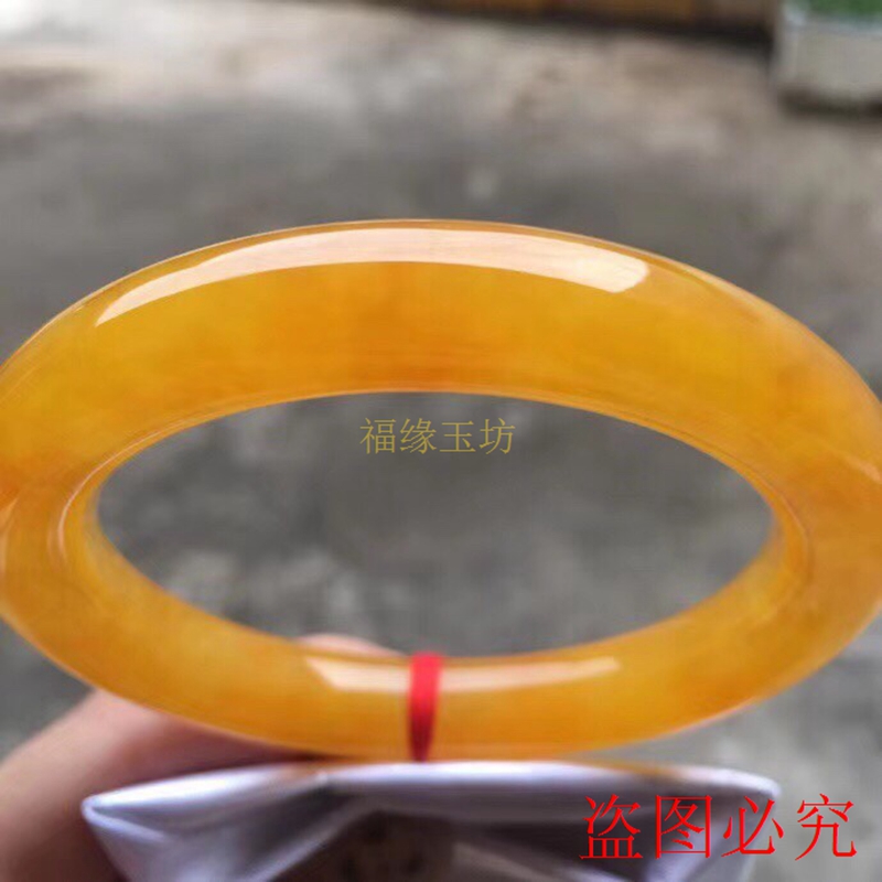 黄冰种翡翠价格,冰种翡翠变黄怎么办-第2张图片-翡翠网 黄冰种翡翠价格,冰种翡翠变黄怎么办-第2张图片-翡翠网