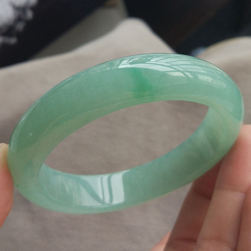 翡翠糯米种手镯翡翠糯米种-第2张图片-翡翠网