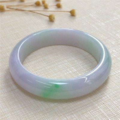 翡翠真假鉴定方法简单方法如何鉴定翡翠的真假-第2张图片-翡翠网 翡翠真假鉴定方法简单方法如何鉴定翡翠的真假-第2张图片-翡翠网