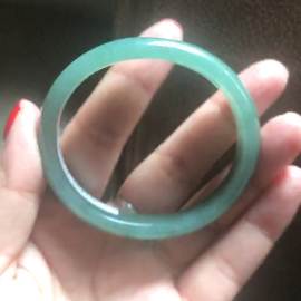 冰油的翡翠,冰油手镯翡翠-第2张图片-翡翠网