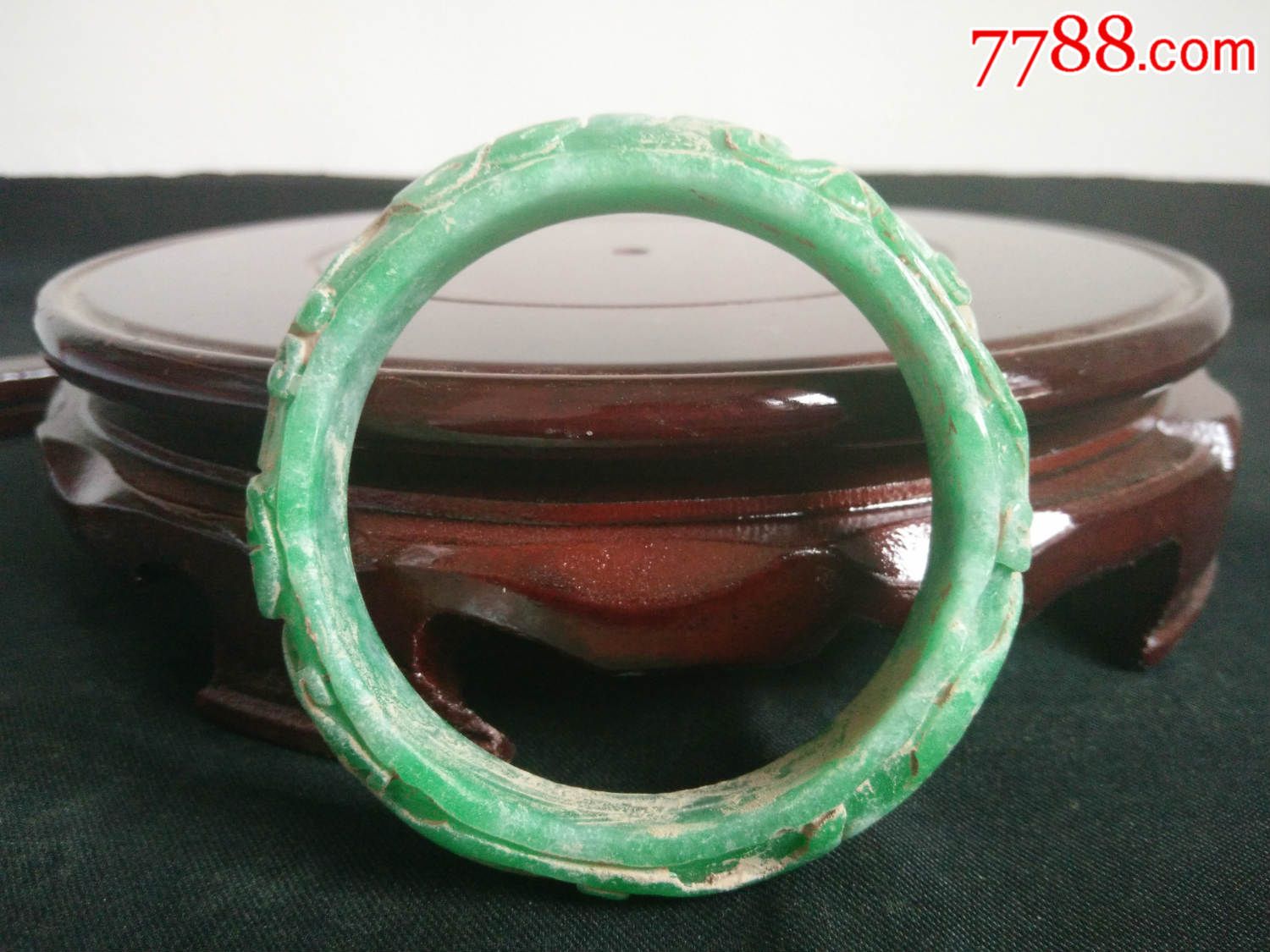 对庄翡翠手镯价格明代老翡翠手镯一对-第1张图片-翡翠网 对庄翡翠手镯价格明代老翡翠手镯一对-第1张图片-翡翠网