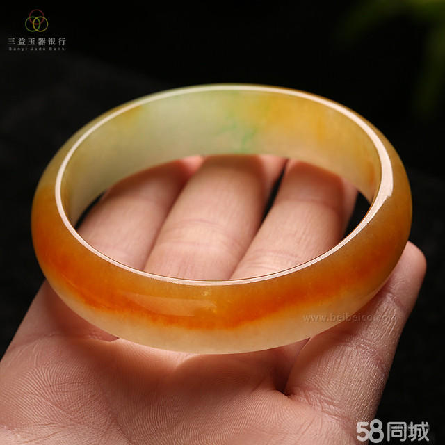 四万多的翡翠手镯通灵珠宝翡翠手镯-第1张图片-翡翠网 四万多的翡翠手镯通灵珠宝翡翠手镯-第1张图片-翡翠网