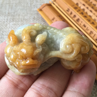 翡翠玉貔貅价格,购买翡翠貔貅吊坠-第2张图片-翡翠网 翡翠玉貔貅价格,购买翡翠貔貅吊坠-第2张图片-翡翠网