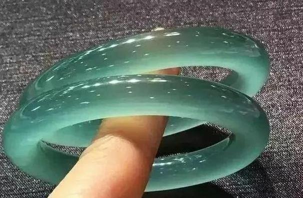 冰种翡翠湖南翡翠价格-第2张图片-翡翠网 冰种翡翠湖南翡翠价格-第2张图片-翡翠网