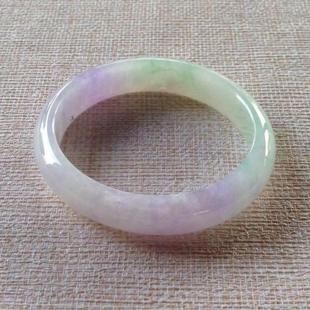 贵妃翡翠手镯价格,翡翠一般多少钱就可以买了-第1张图片-翡翠网