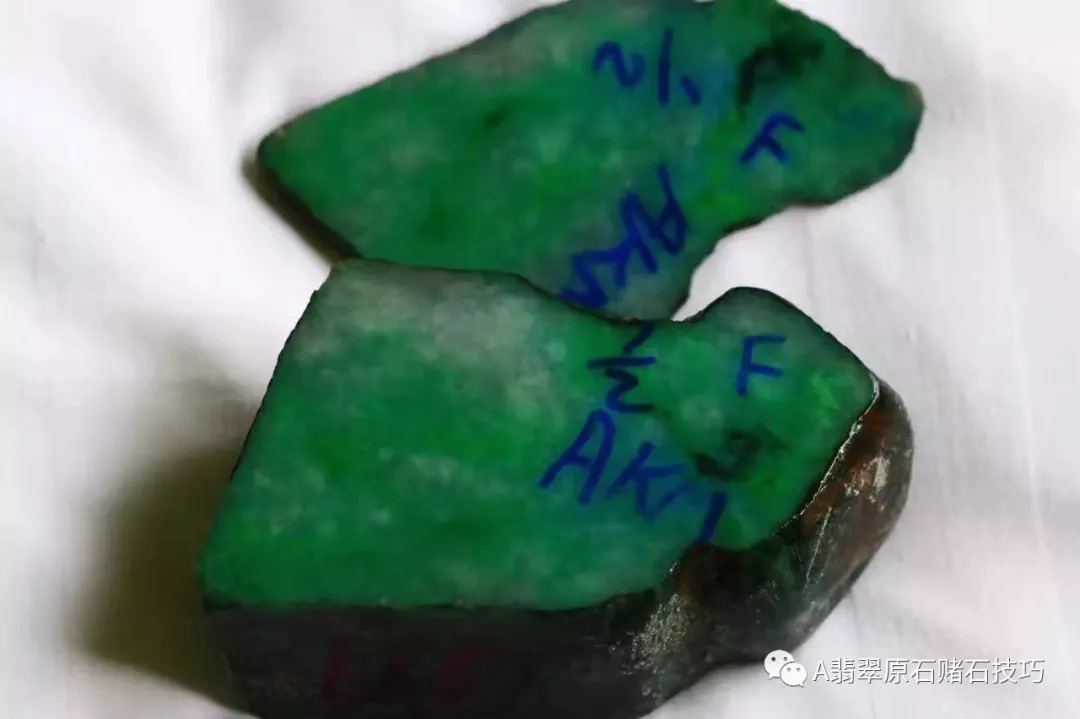 翡翠原石大象皮知识翡翠大象皮刀砍纹原石图片-第1张图片-翡翠网 翡翠原石大象皮知识翡翠大象皮刀砍纹原石图片-第1张图片-翡翠网