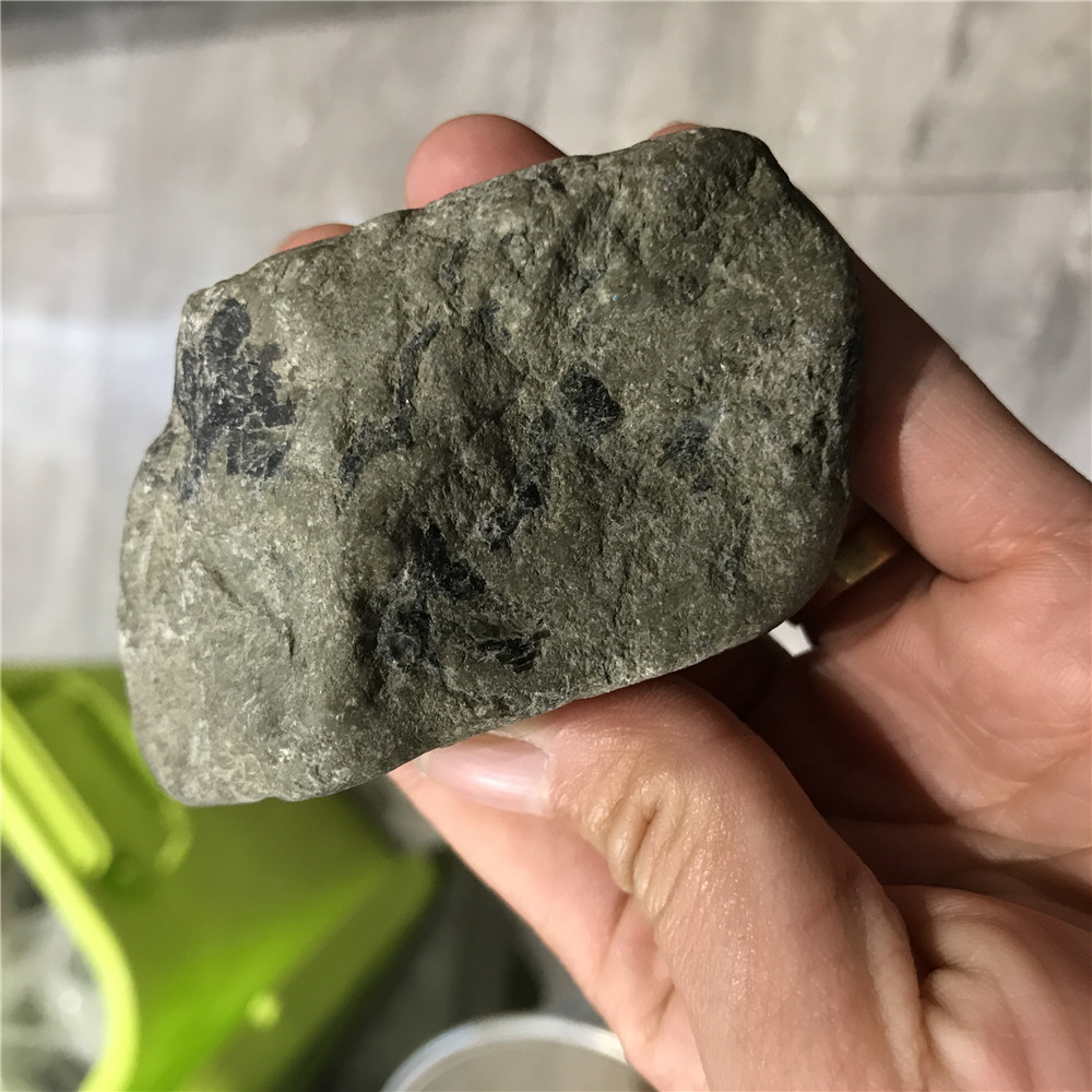 大马坎翡翠原石南齐翡翠原石特点图解-第2张图片-翡翠网 大马坎翡翠原石南齐翡翠原石特点图解-第2张图片-翡翠网