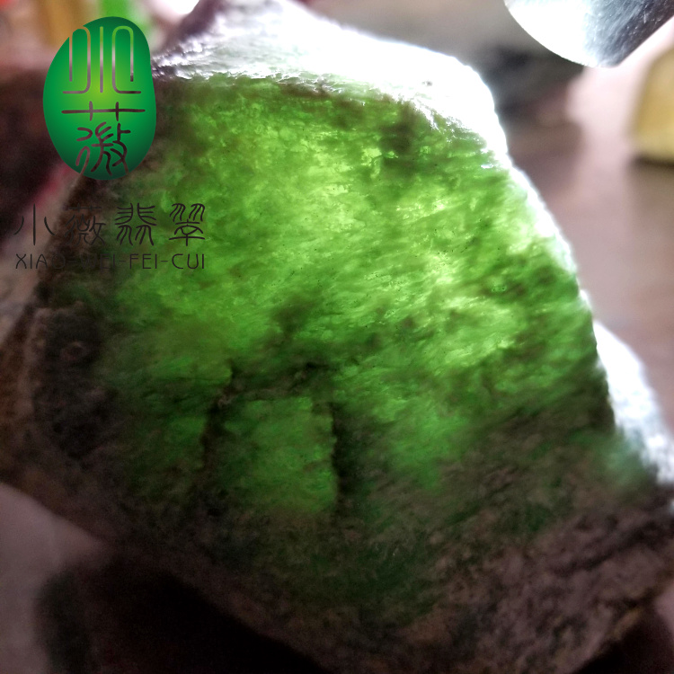 翡翠原石在家怎么打磨会卡翡翠原石教学视频-第1张图片-翡翠网
