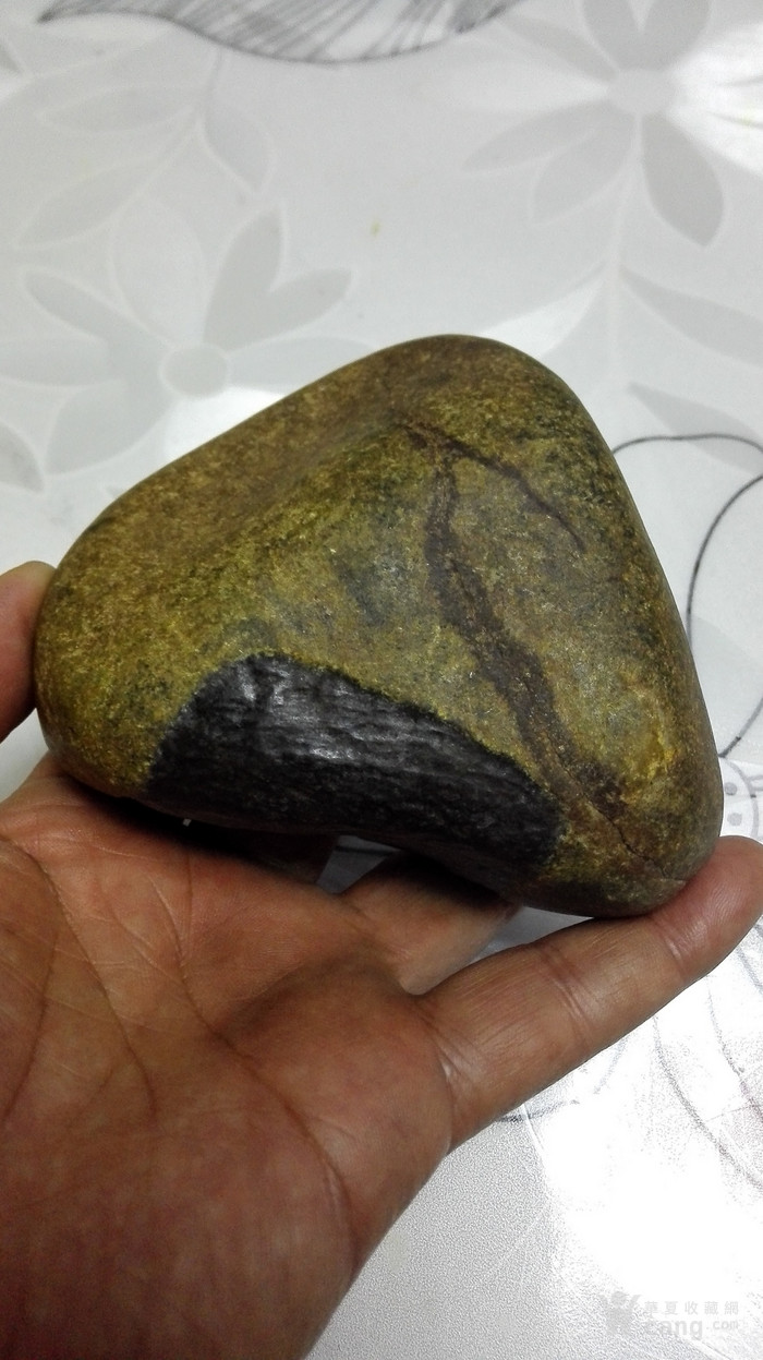 价值15800的翡翠原石好的翡翠原石-第1张图片-翡翠网 价值15800的翡翠原石好的翡翠原石-第1张图片-翡翠网
