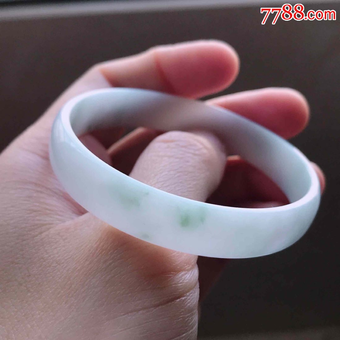 钰满天下翡翠手镯满天下-第1张图片-翡翠网