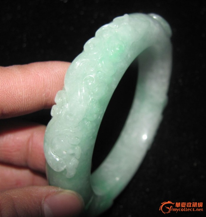 清代翡翠福寿如意,翡翠福寿手镯-第2张图片-翡翠网 清代翡翠福寿如意,翡翠福寿手镯-第2张图片-翡翠网