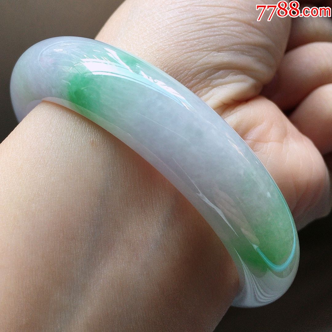 翡翠a值多少钱a货翡翠糯种价格-第1张图片-翡翠网 翡翠a值多少钱a货翡翠糯种价格-第1张图片-翡翠网