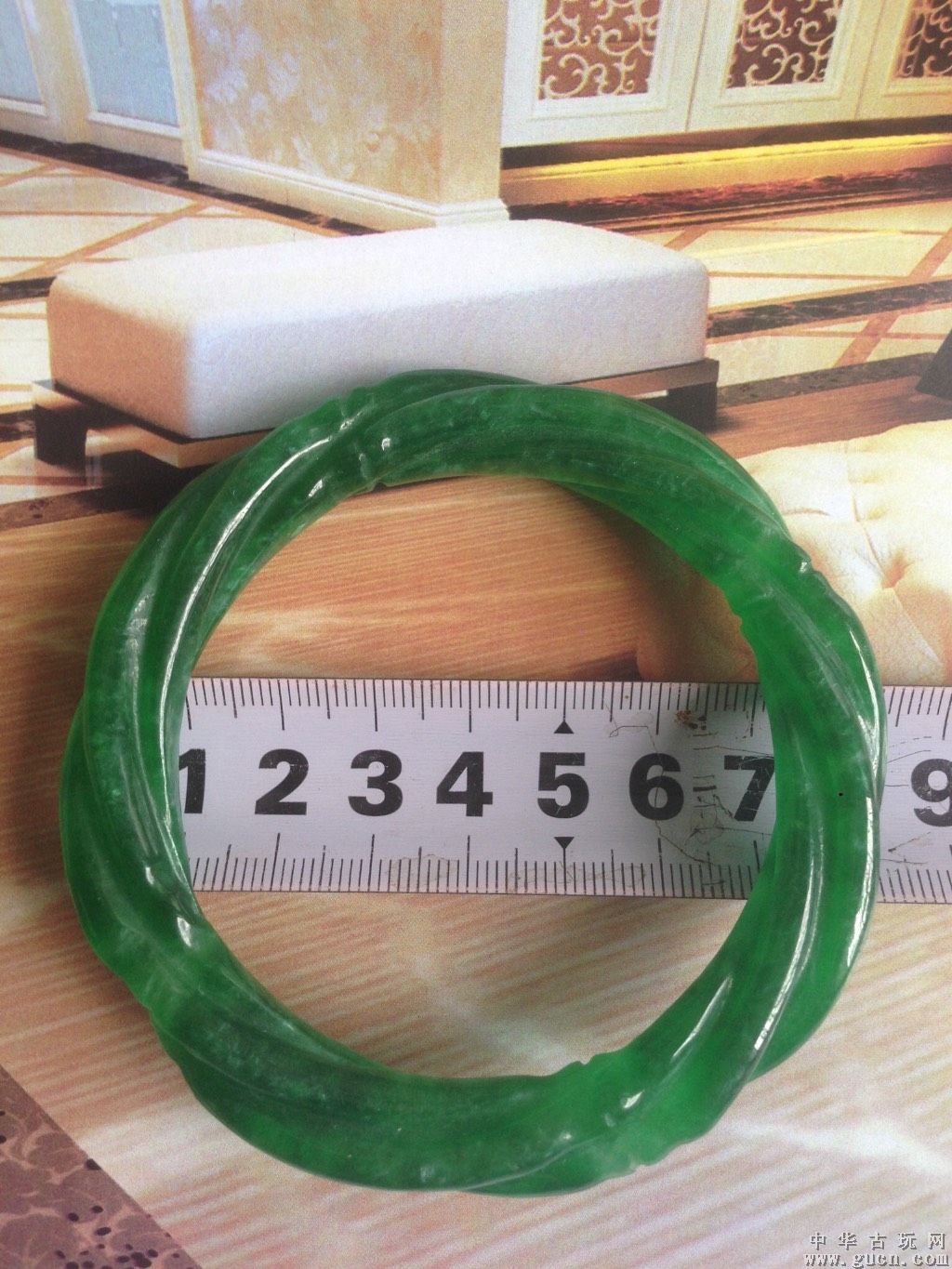 真品缅甸翡翠玻璃种帝王绿手镯,缅甸帝王御液-第1张图片-翡翠网 真品缅甸翡翠玻璃种帝王绿手镯,缅甸帝王御液-第1张图片-翡翠网