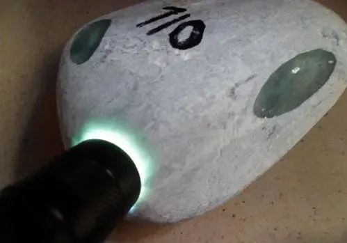 淘宝买原石网购翡翠原石-第2张图片-翡翠网