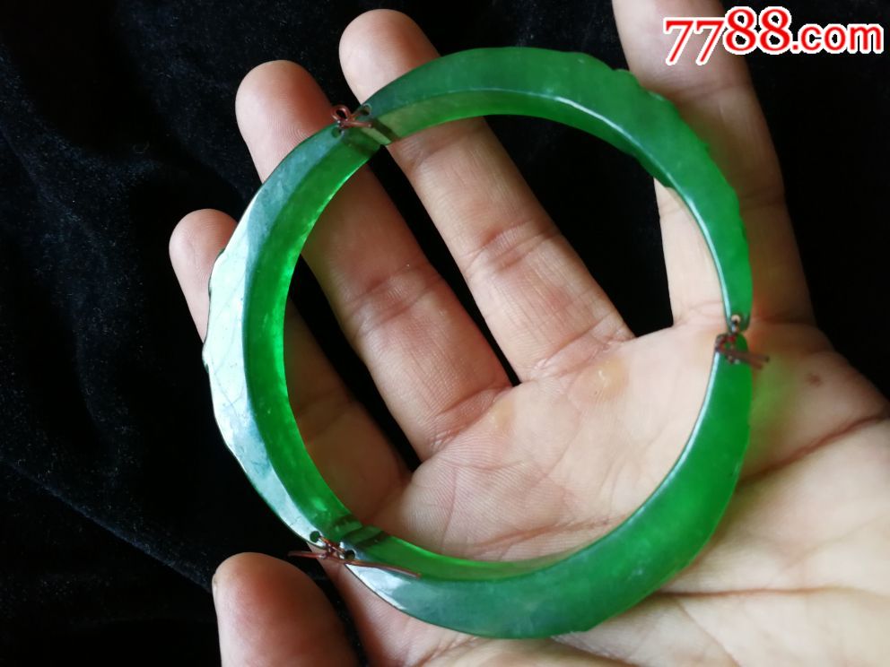 清代玉镯,翡翠 清代 手镯-第2张图片-翡翠网 清代玉镯,翡翠 清代 手镯-第2张图片-翡翠网