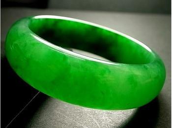 翡翠镯子的价位,手镯 翡翠-第1张图片-翡翠网 翡翠镯子的价位,手镯 翡翠-第1张图片-翡翠网