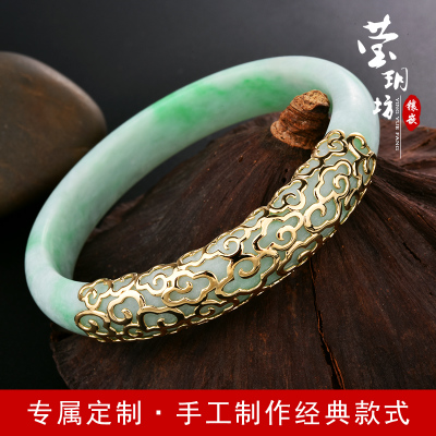 送翡翠手镯的含义真正的帝王绿手镯多少钱一个-第2张图片-翡翠网 送翡翠手镯的含义真正的帝王绿手镯多少钱一个-第2张图片-翡翠网