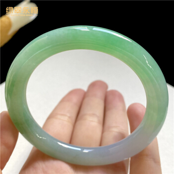 翡翠手镯做旧旧的翡翠手镯可以换吗-第1张图片-翡翠网 翡翠手镯做旧旧的翡翠手镯可以换吗-第1张图片-翡翠网