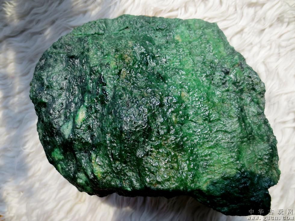 翡翠干青原石图片冰种干青翡翠-第2张图片-翡翠网 翡翠干青原石图片冰种干青翡翠-第2张图片-翡翠网