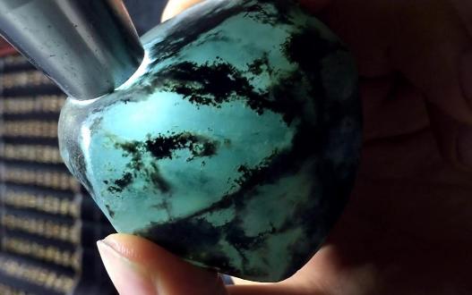 天然翡翠高冰翡翠原料知识-第2张图片-翡翠网 天然翡翠高冰翡翠原料知识-第2张图片-翡翠网