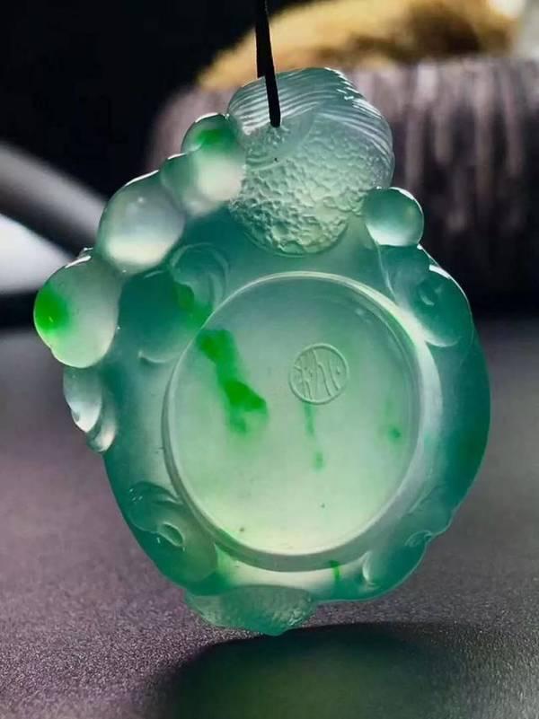 翡翠知识讲解大全,认识翡翠讲解-第2张图片-翡翠网 翡翠知识讲解大全,认识翡翠讲解-第2张图片-翡翠网