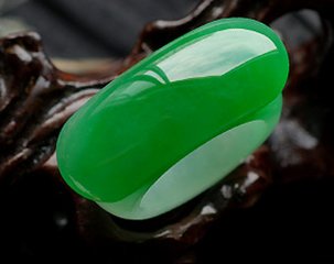 翡翠鸟影业,翡翠钻业知识-第1张图片-翡翠网 翡翠鸟影业,翡翠钻业知识-第1张图片-翡翠网